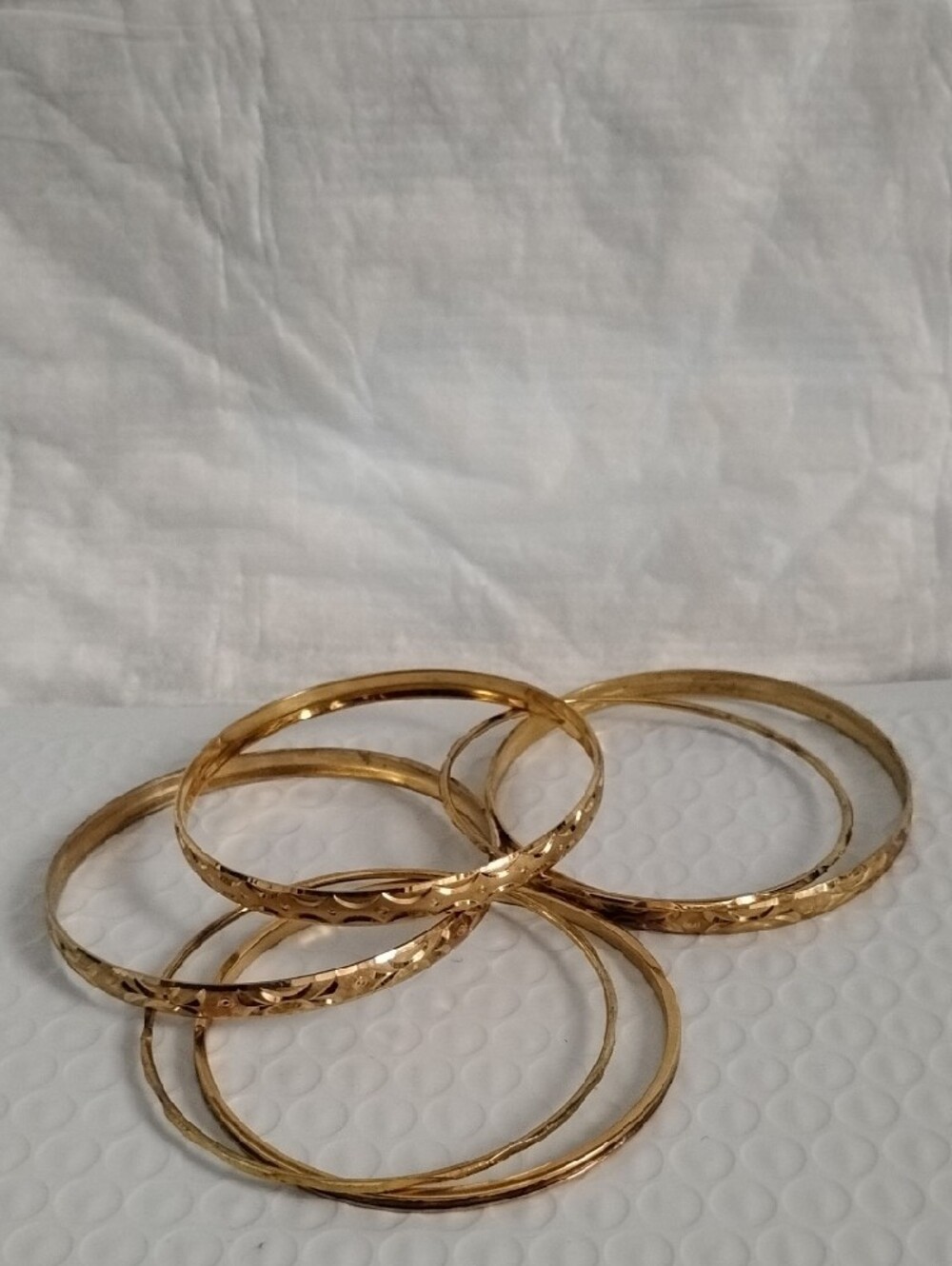 Gold Tone Diamond -cut Engraved Women’s Bangle Bracelet Size M-L